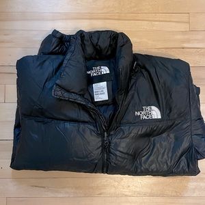 North Face puffer coat - black